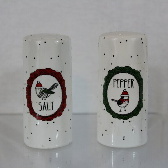 Miniature Ceramic Christmas Snowbirds Salt & Pepper Shaker Set - Picture 1 of 6
